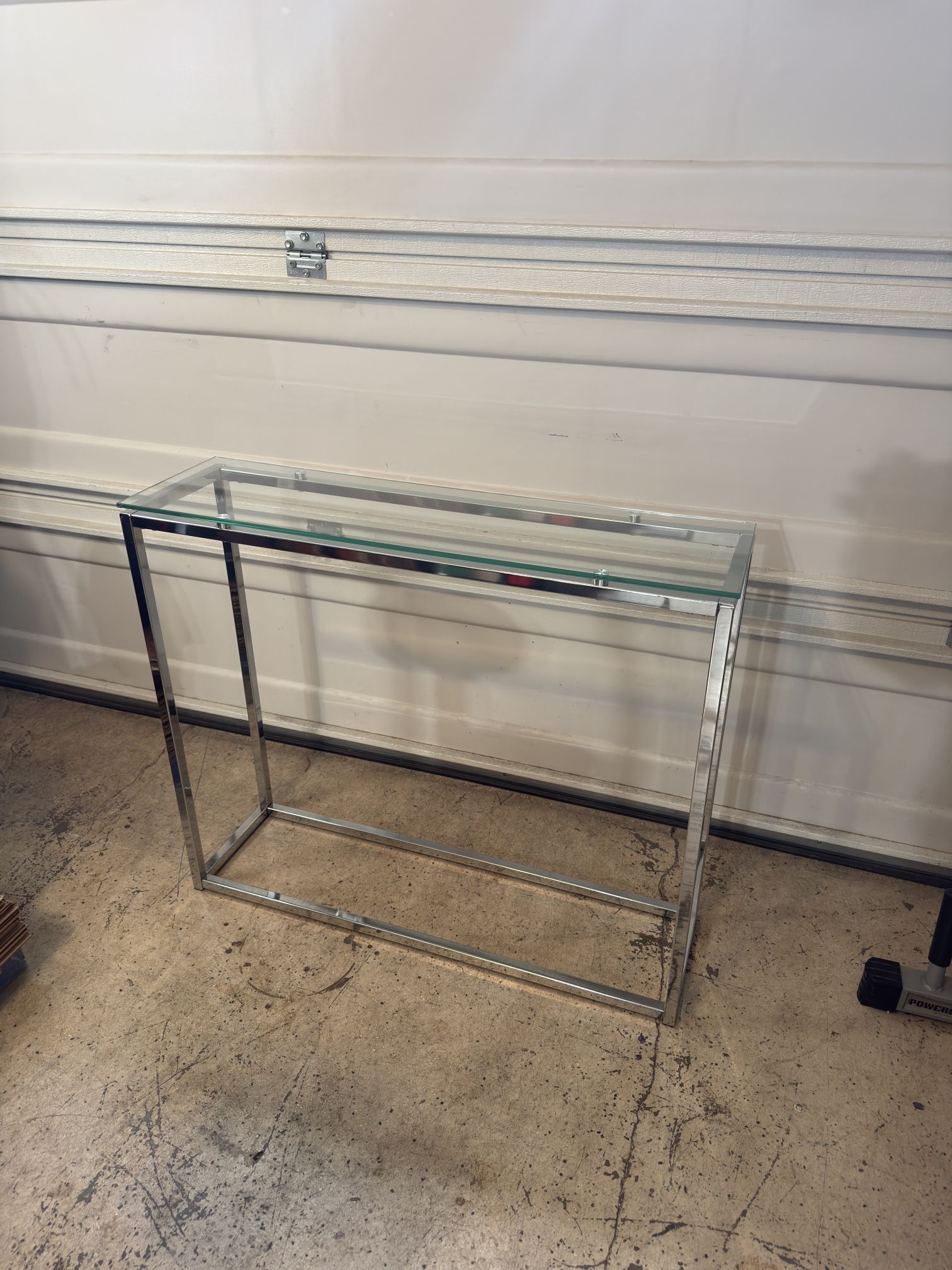 Console And Side Table 