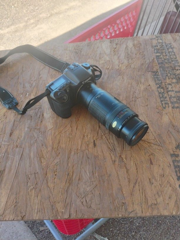 Canon Eos 10D- Lens Ef 100-300mm