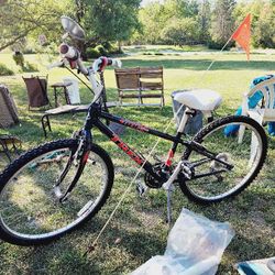 800 Sport MTB Trek Black Bike