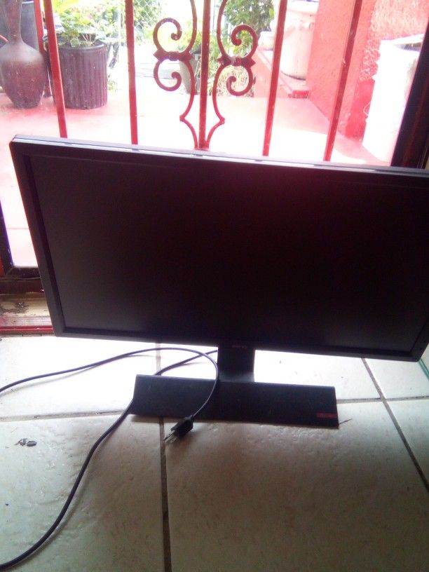 Monitor