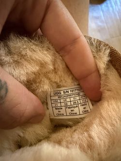 UGG toddler boots Size 11