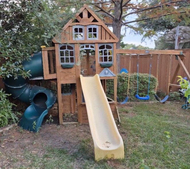 Cedar Summit premium play systems play set Playground 