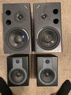 Studio Monitors 