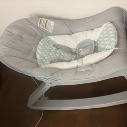 Grow with me baby bouncer
