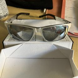 Silver Sunglasses With Leather Magnet Case 