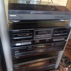 SONY FULLY AUTOMATIC TURNTABLE/KENWOOD DOUBLE CASSETTE PLAYER AND ONKYO 6 DISCS CD PLAYER $350 FINAL PRICE 