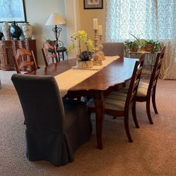 Pottery Barn Dining Table And 6 Chairs - With Extendable Leaf To Seat 10