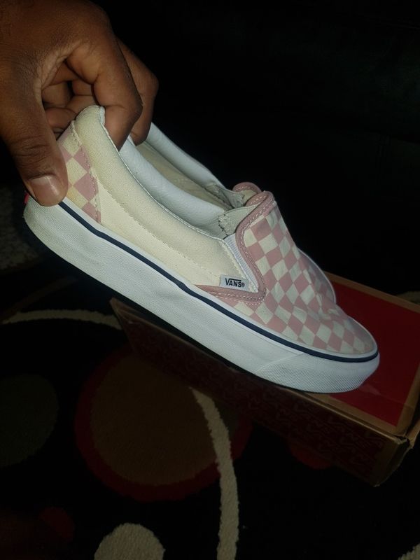 pink checkered vans men