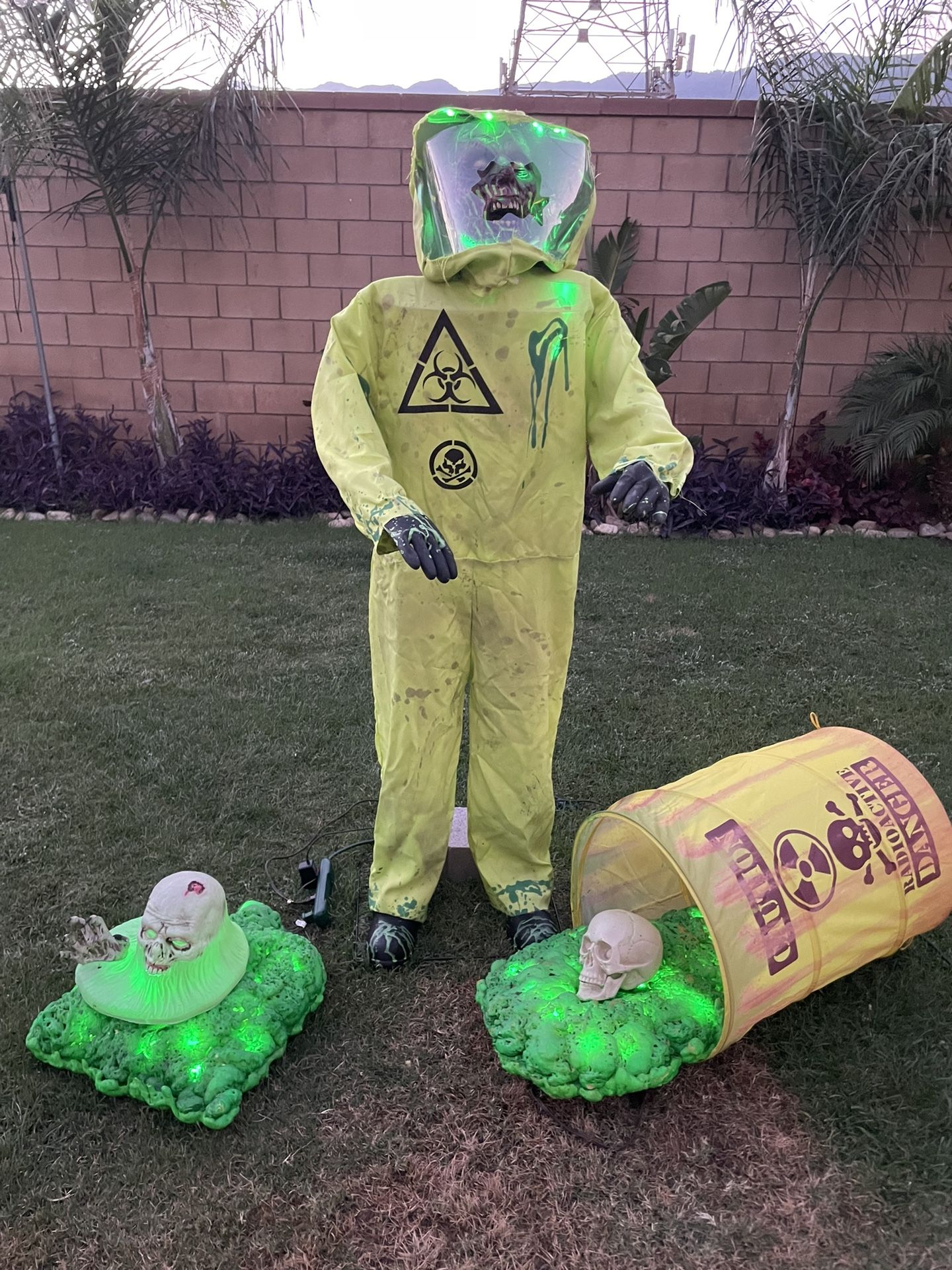 2017 Spirit Halloween Hazmat Zombie