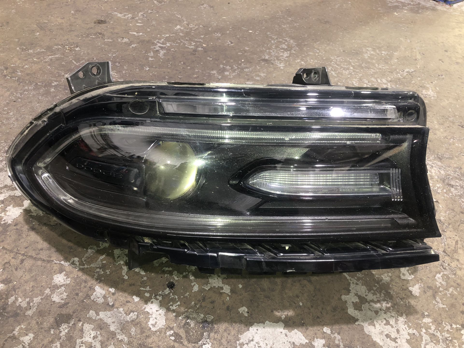 OEM- 2015-2020 DODGE CHARGER (Right) Headlight Assembly