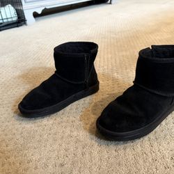 Ugg By Koolaburra Girls Black Boots Size 1