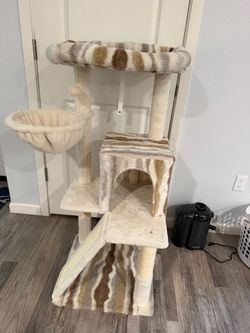 Multi-Level Cat Tree with Condo and Perch