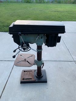 DELTA 14" DRILL PRESS