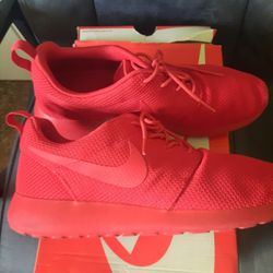Nike ROSHE 1