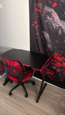 Desk w chair