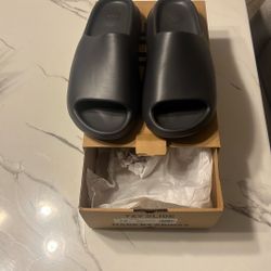 Yeezy Slides- Onyx - Brand New With Box 
