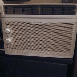 Toshiba Window Type Portable A/C 