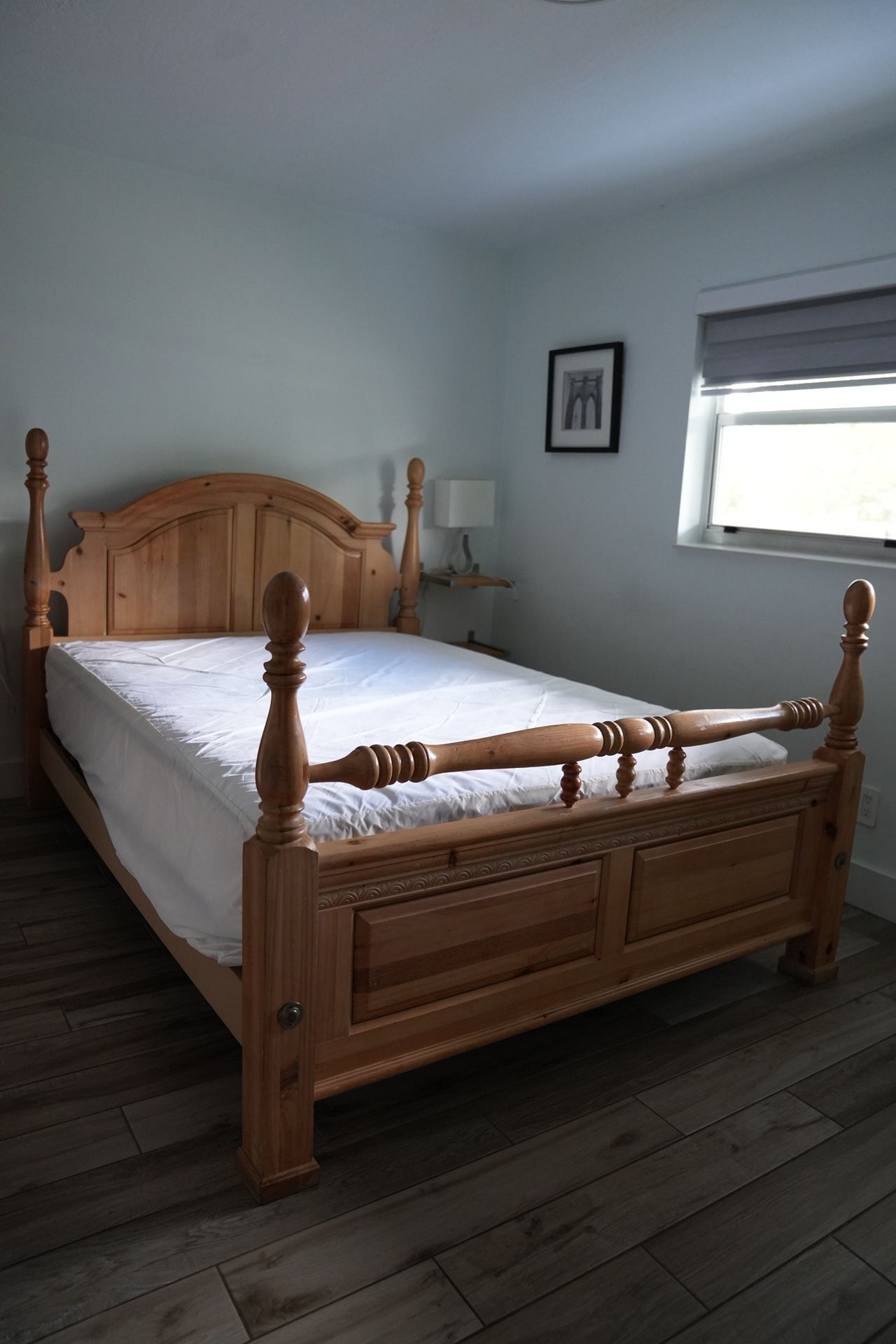 Solid wood bed frame with matching footboard + clean mattress