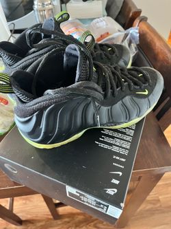 Nike Foamposite Size 8