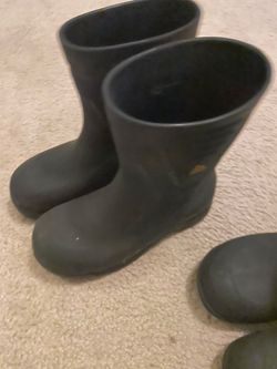 Waterproof boot frog