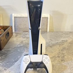 Ps5 Slim 1tb W/ Controller