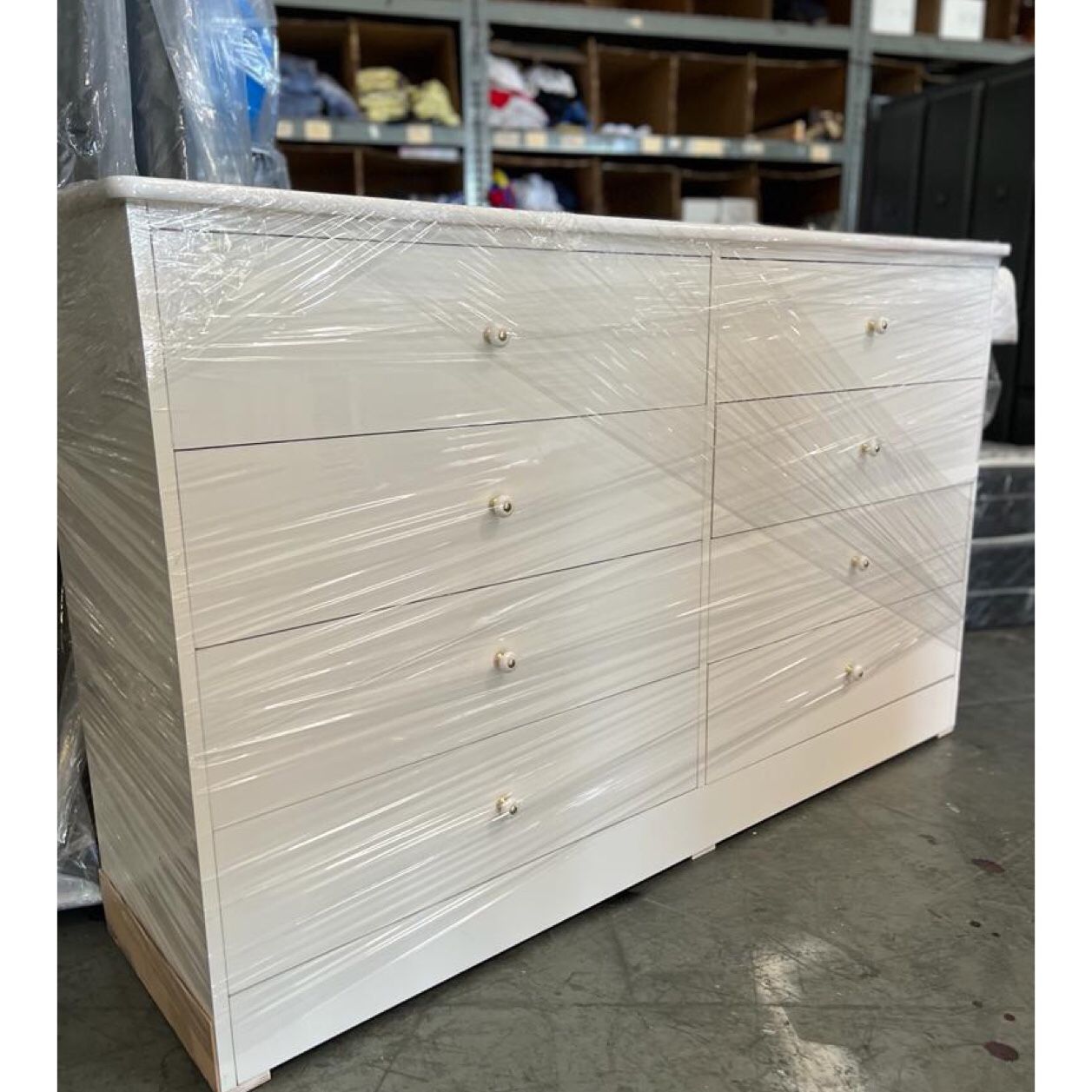 8 Drawer Dresser