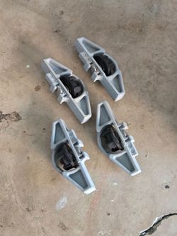Toyota Tundra 2014-2015 Tie Down Cleat Assembly OEM