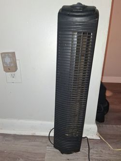 Hampton Bay oscillating fan