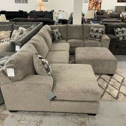 Discounted Price Ballinasloe Light Gray Deep Seating U Shaped Huge Sectional Couch With Chaise 