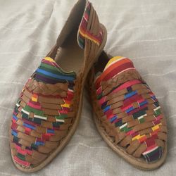 Colorful Huaraches  Size 4 