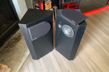 Vintage Bose 401 Floorstanding Tower Speakers - Pristine Matched Pair