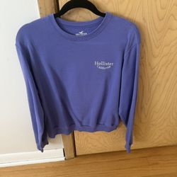 Hollister Crewneck