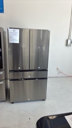 May Shower of Savings 🌦️ 29 cu ft. Bespoke, Handles-Free 36” Wide Stainless Steel 4-Dr French Door Refrigerator w/ 2 Icemakers & FlexZone Drawer @$19