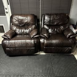 Pair of Recliners 