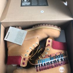 Timberlands Special Edition (8.5)
