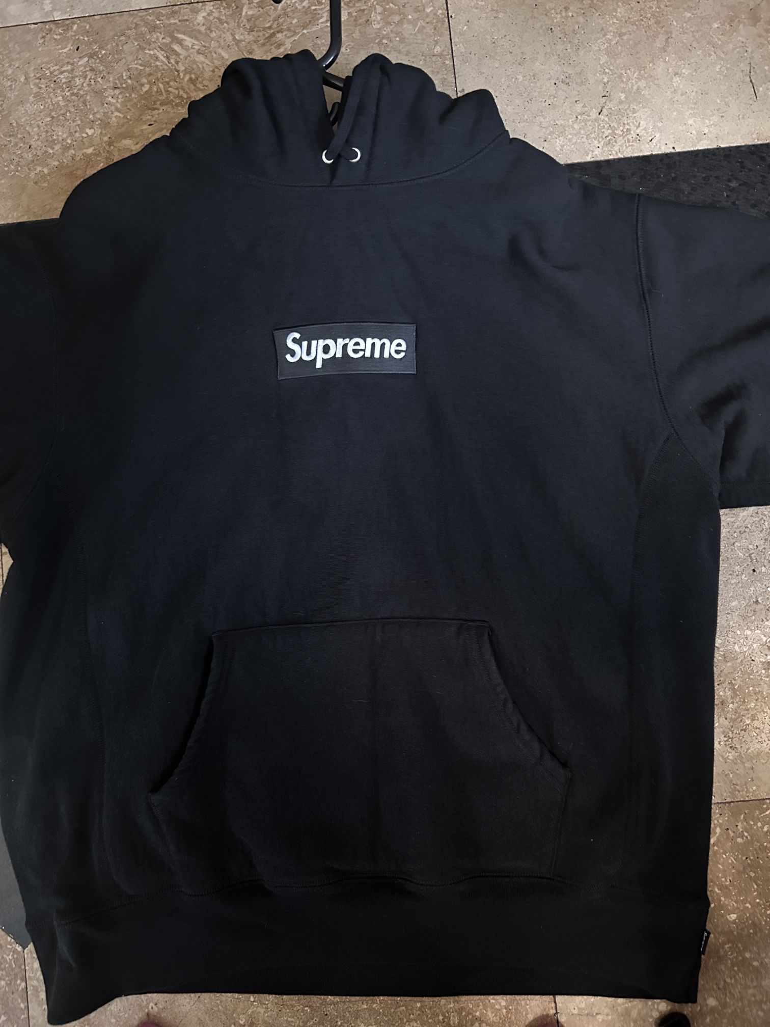 Supreme box logo xl
