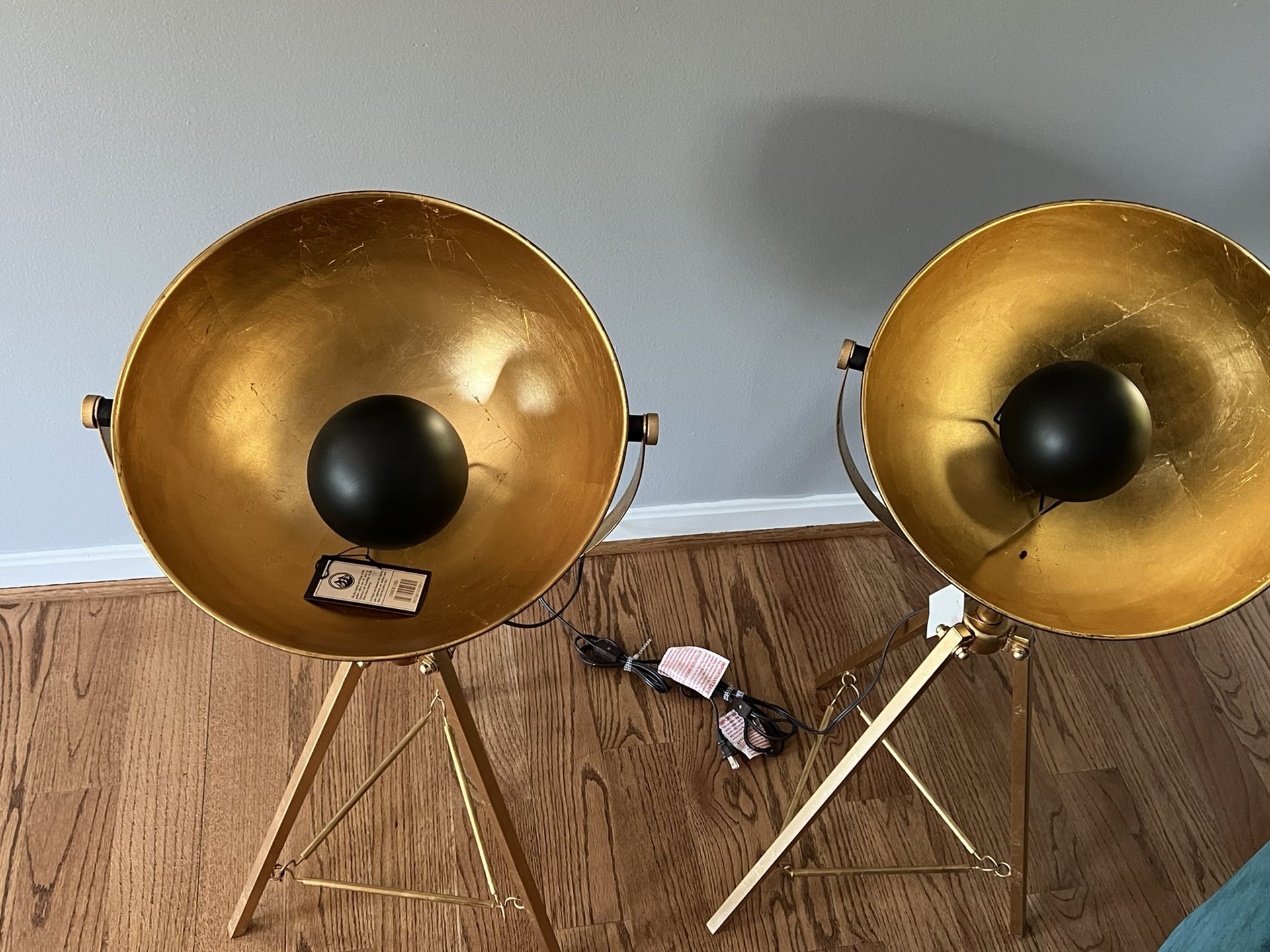 NEW Gold and Black Tripod Lamp