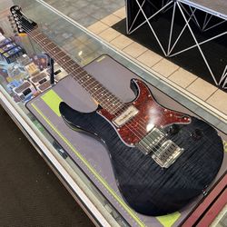 Yamaha Pacifica PAC611HFM Transparent Black Electric Guitar for Sale in  Chandler, AZ - OfferUp