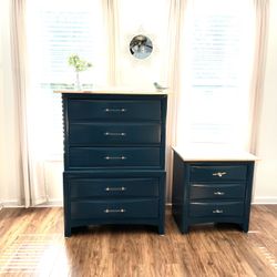 Beautiful 5 Drawer Chest And Matching 3 Drawer Nightstand