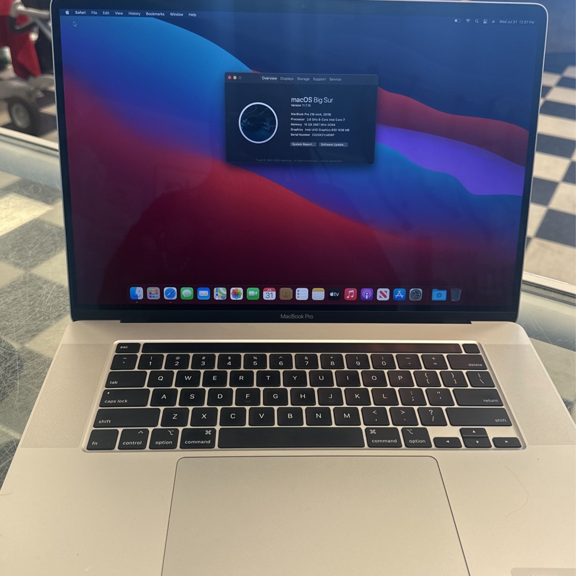 Laptop
