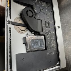 iMac 27” No Screen But Works 