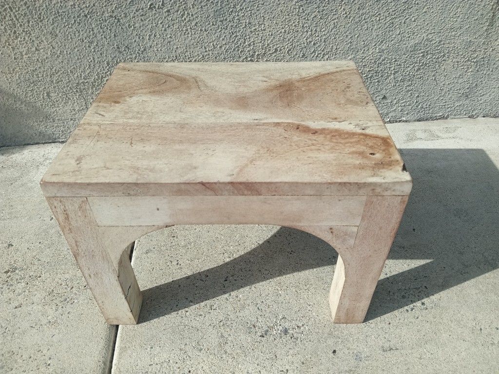 Wood Stool Strong Venice Beach Pick Up