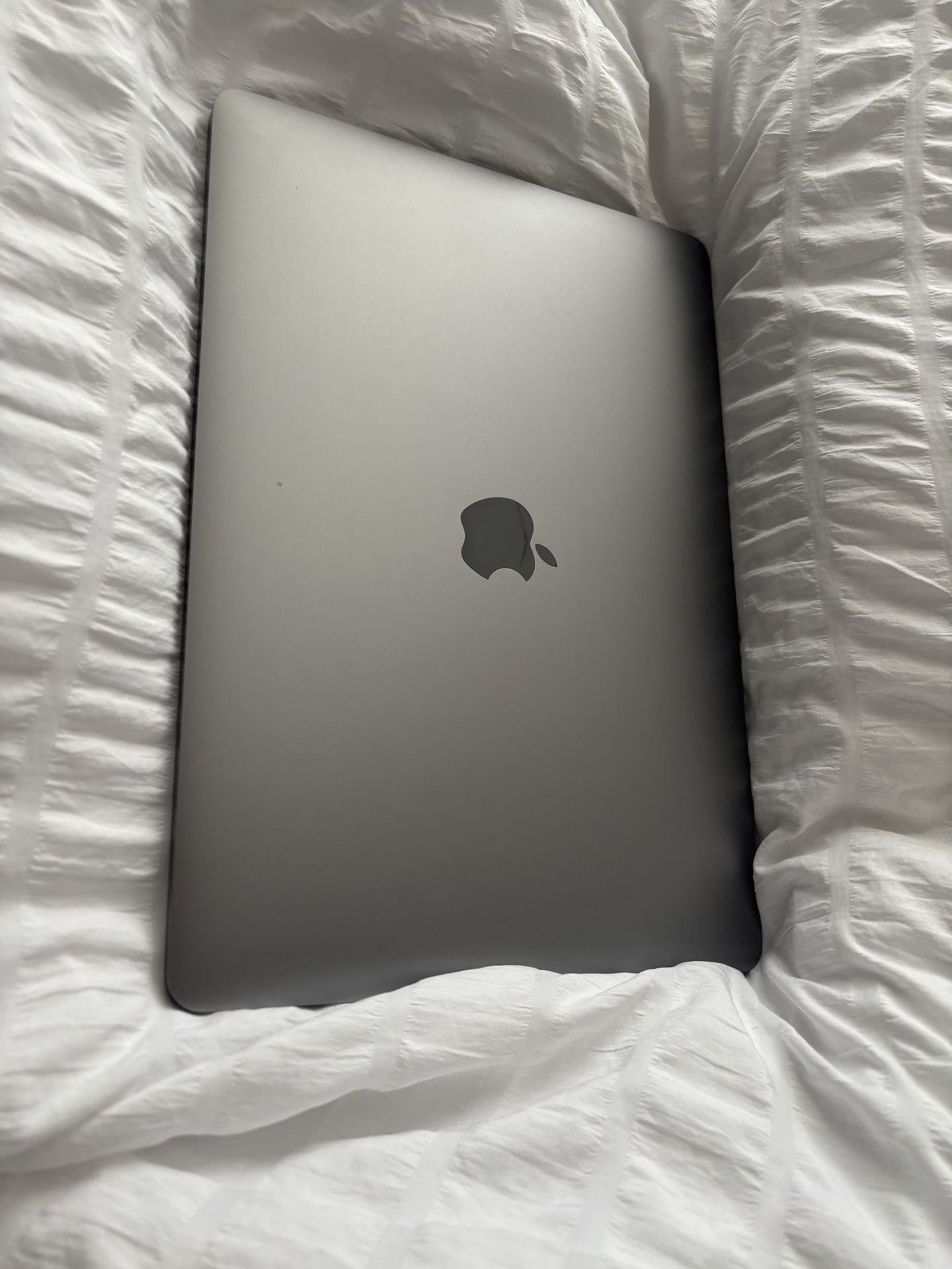 MacBook Pro 13 Inch 2022