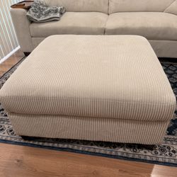 Thomasville Ottoman 