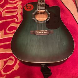 6 String Acoustic Guitar 