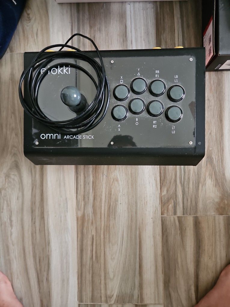Etokki Omni Arcade Stick