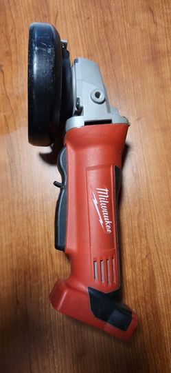 Milwaukee Grinder 41/2 M18