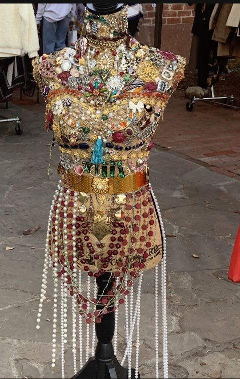 Jewelry Manniquin