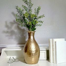 NEW! Artificial Plant in Gold Metal Vase, 26"x12" , CASH ONLY, PICKUP ONLY -home decor Modern Fake Plants Faux Plants Flowers