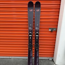 Lib Tech Pownas skis 171 